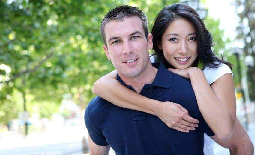 Why date Thai women